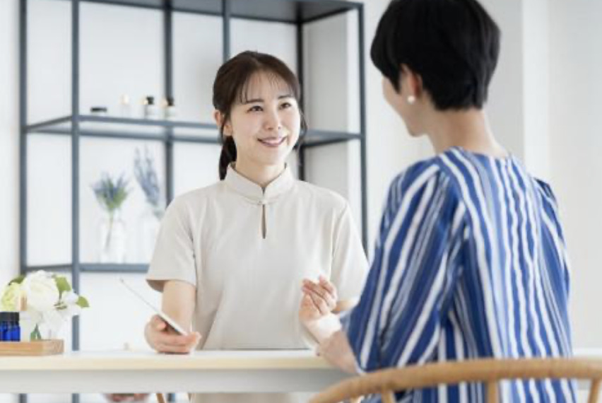 売り込まずに予約が入る仕組み